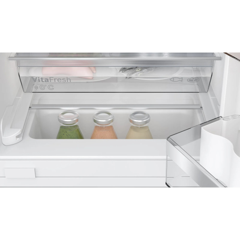 Bosch Serie 6 KUL22ADD0 frigo combine Sous comptoir 110 L Blanc